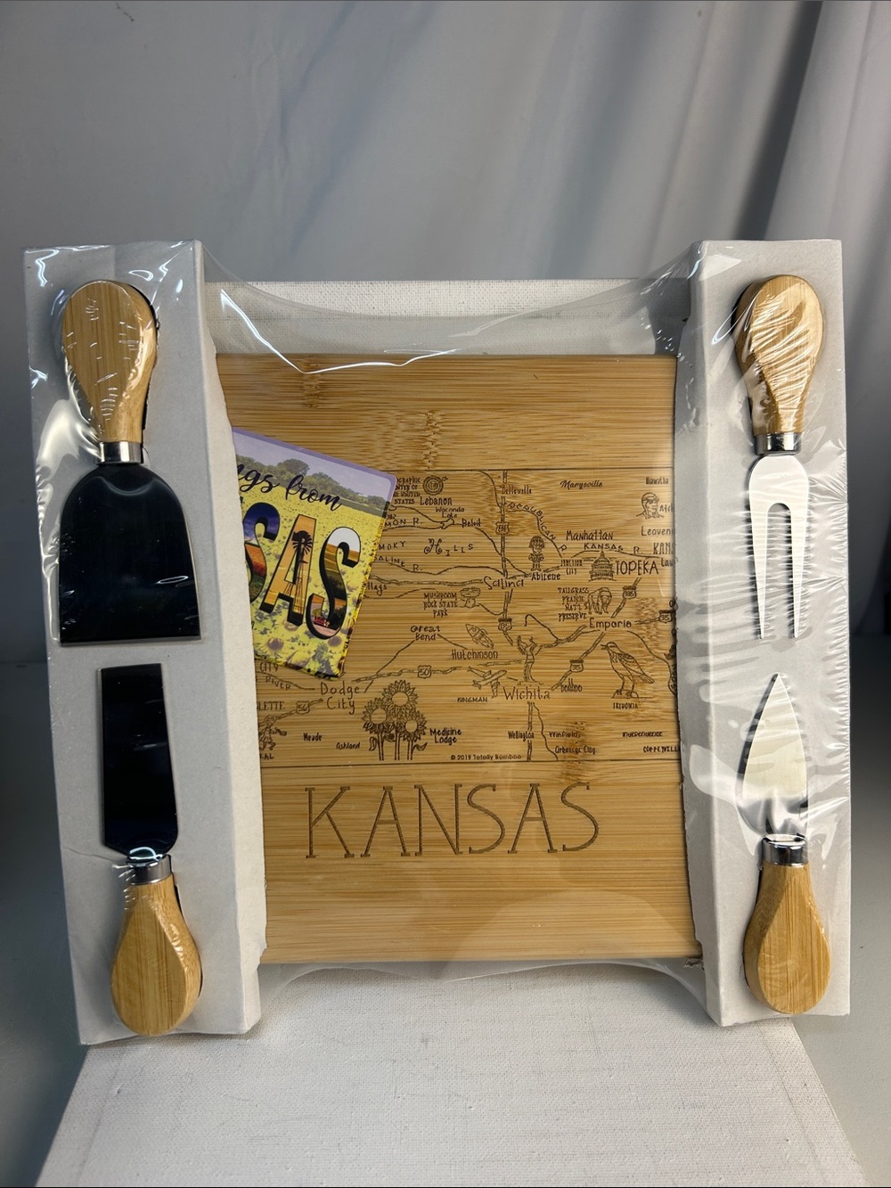 Kansas Bamboo Cheese Board Set with Wood Handle Cheese Tools